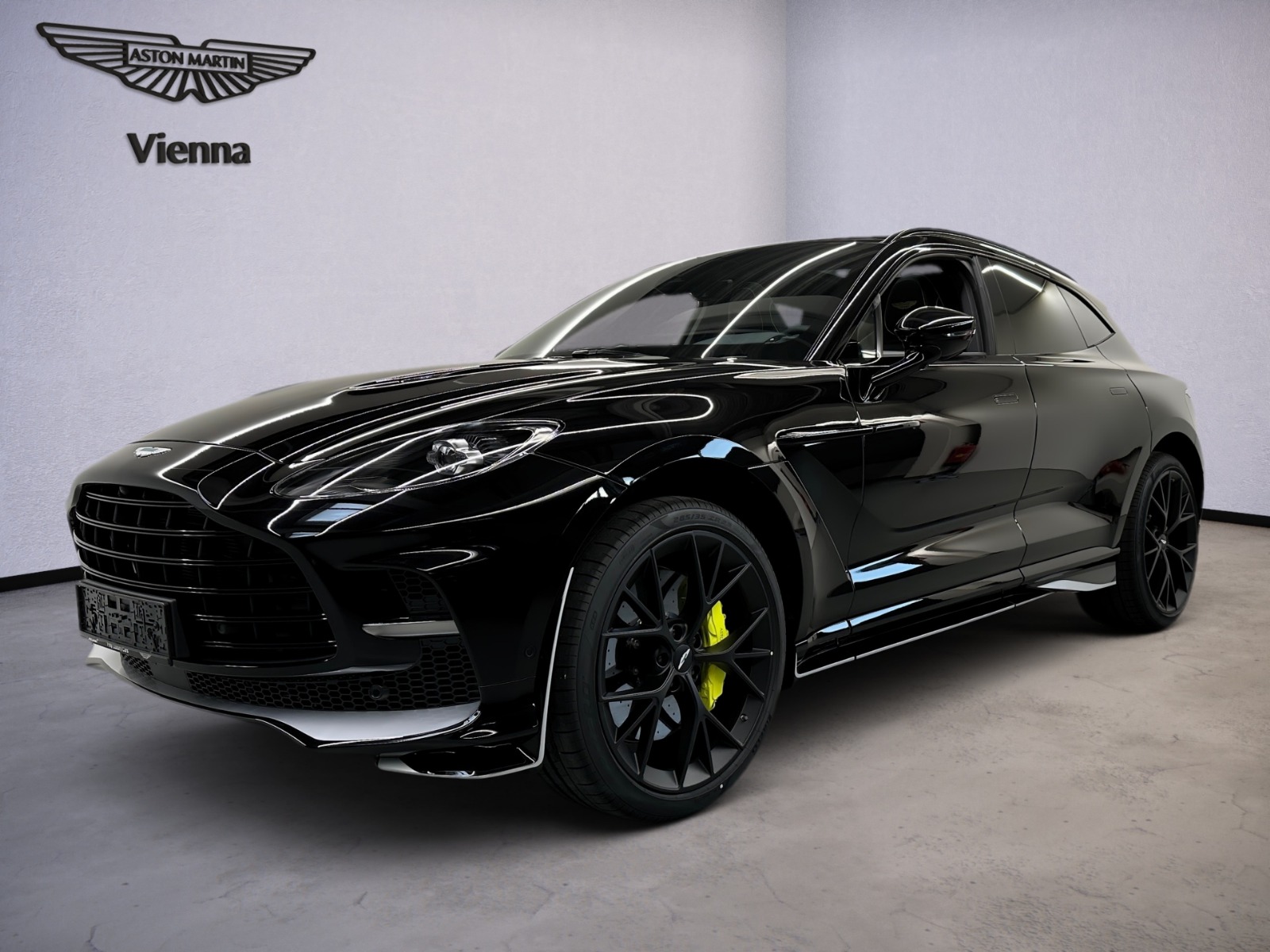 Aston Martin DBX 707 AMR Edition – Luxus-SUV mieten in Bratislava – Exclusive Rentals